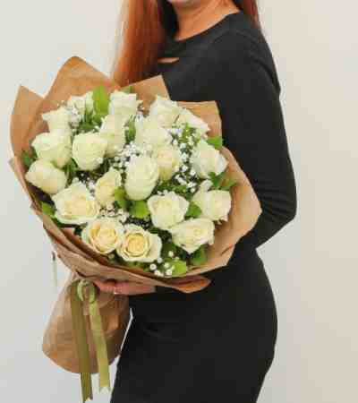 White roses 21